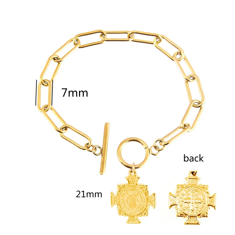 Pulseras con distintas medallas (San Miguel Arcángel, Virgen del Perpetuo Socorro y San Benito) de acero inoxidable