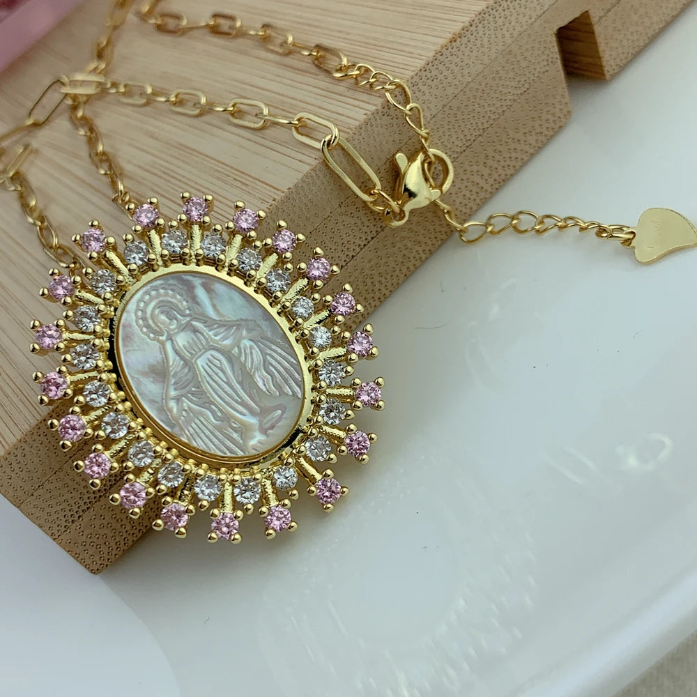 Cadena Medalla Virgen Milagrosa de nácar, con detalles de circonitas