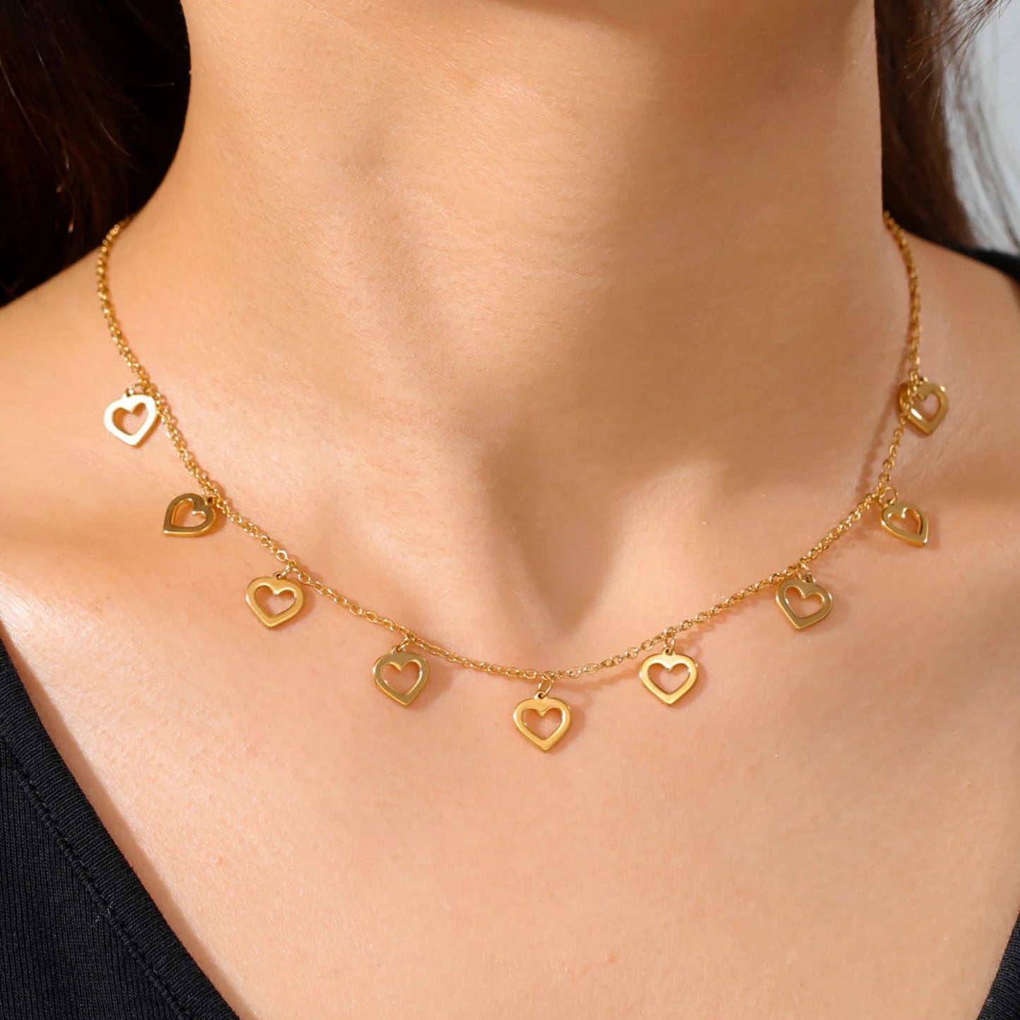 Collar de acero inoxidable, colgantes de corazones