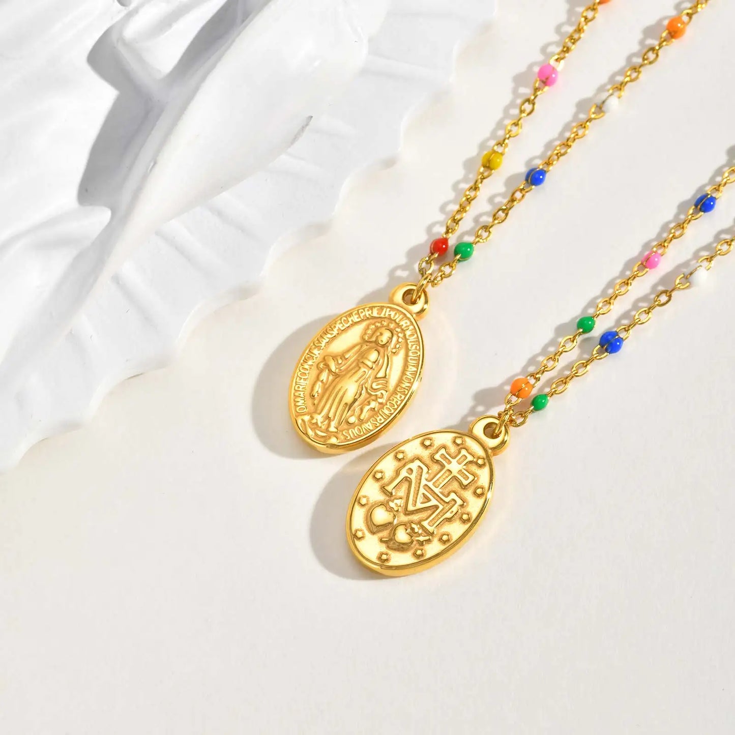 Collar de acero inoxidable cuentas e colores, Virgen de la Medalla Milagrosa