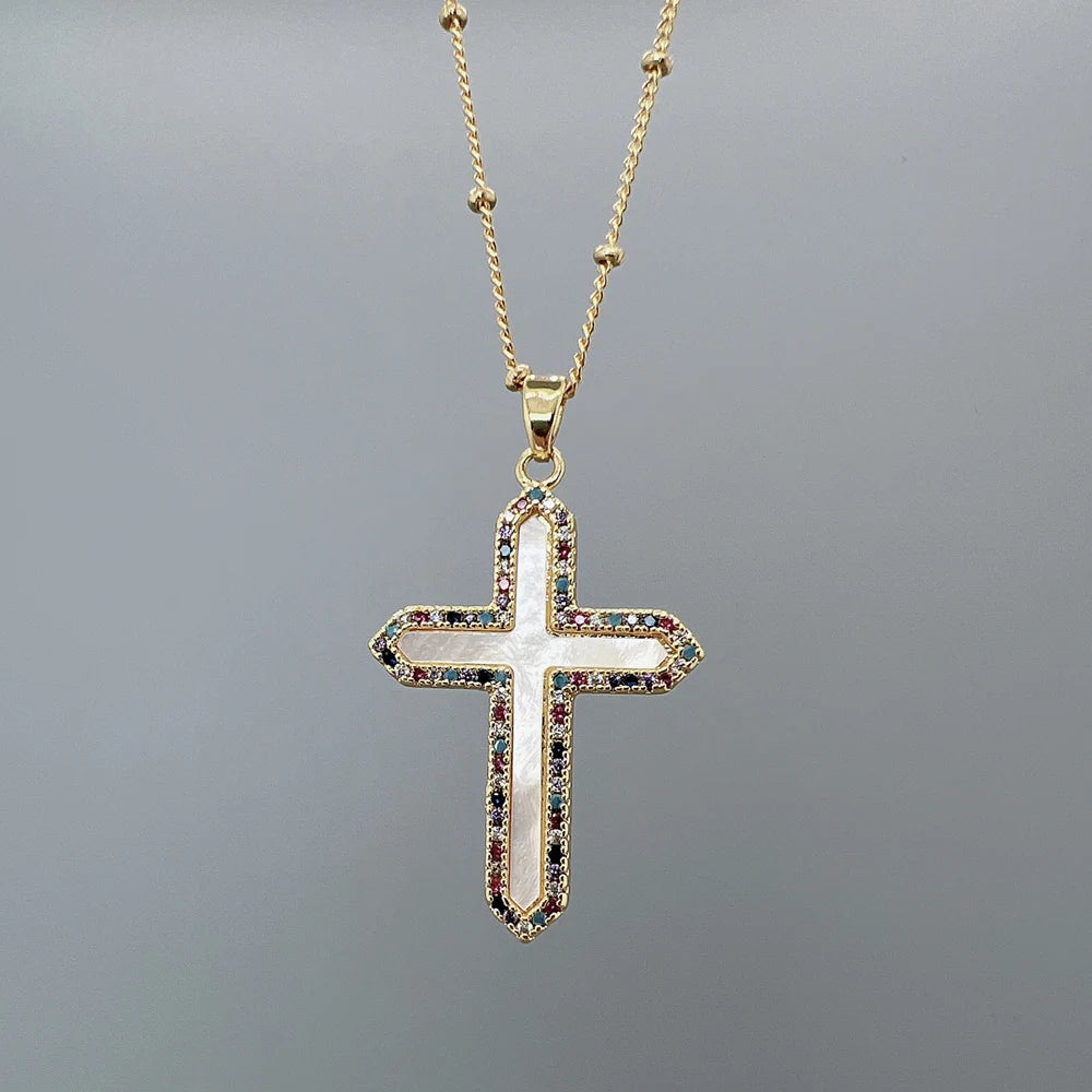 Collar Cruz Nacarada y Circonitas