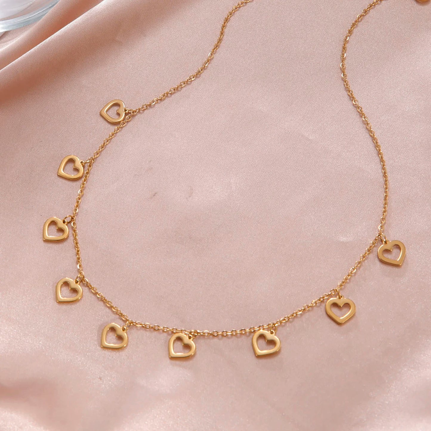 Collar de acero inoxidable, colgantes de corazones
