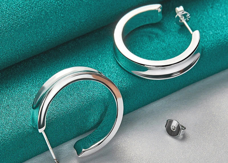 Pendientes de aro, pulidos en plata