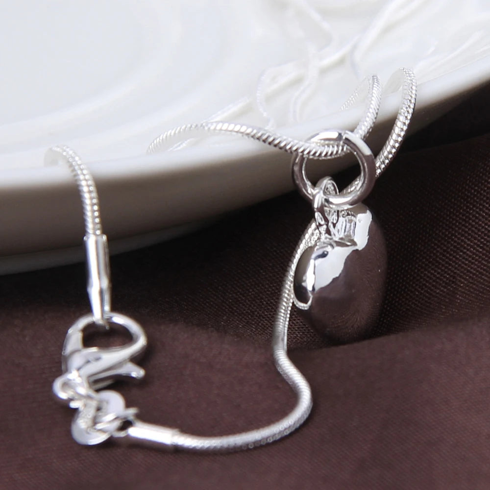 Collar pulido en plata, colgante Corazón