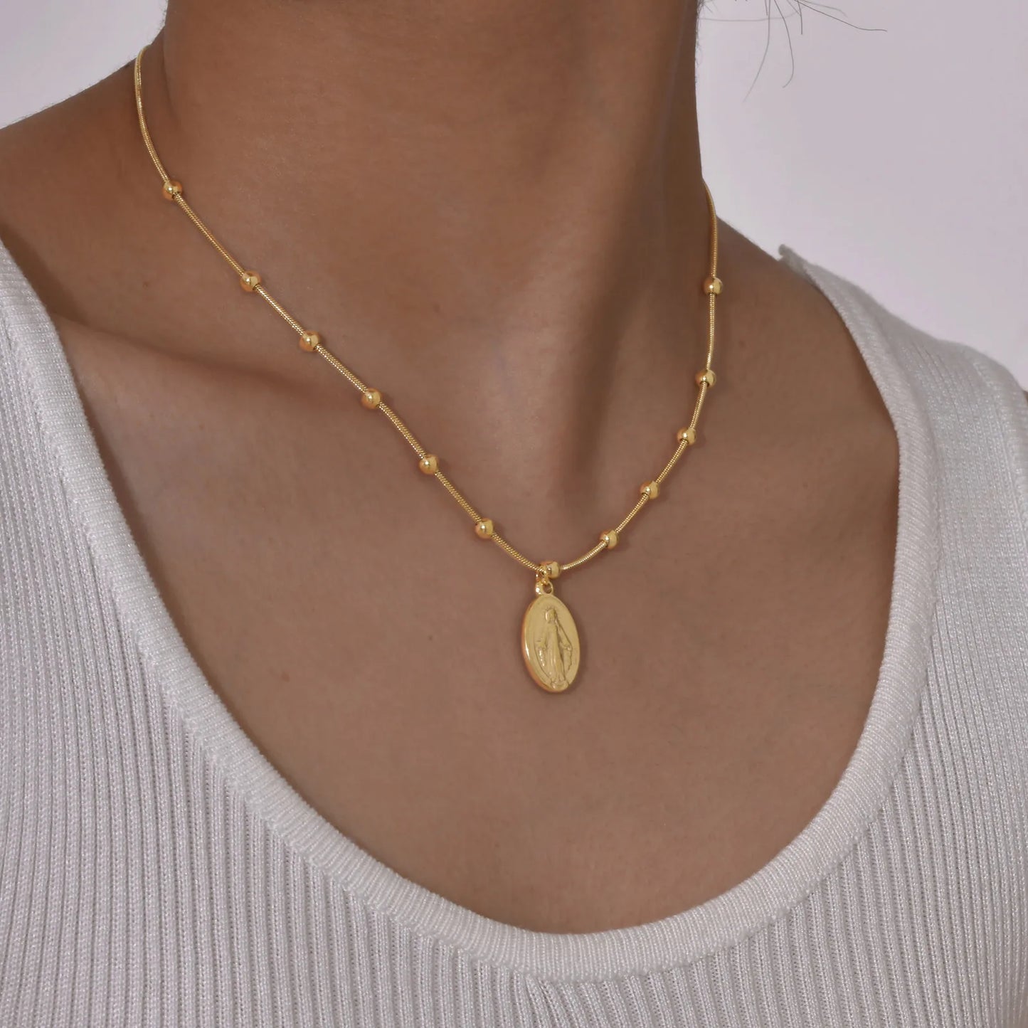 Collar cadena de cuentas acero inoxidable, Medalla Virgen Milagrosa