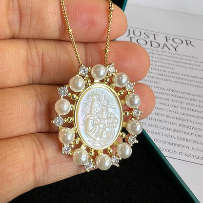 Collar: Acero, Nácar y Circonitas