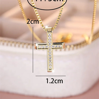 Collar de Cruz de Circonitas