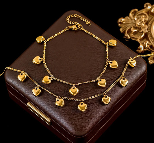 Conjunto de Collar y Pulsera con Corazones