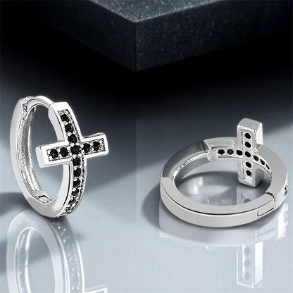 Pendientes modelo aro con cruz de circonitas negras
