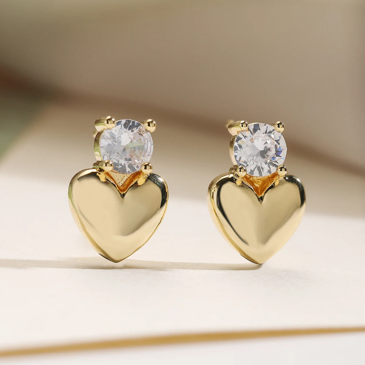Pendientes de Corazón con detalle de Circonita