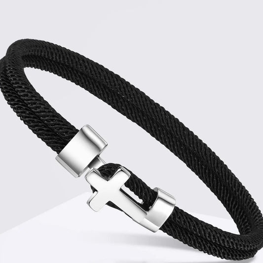 Pulsera masculina de cuerda italiana con detallle de cruz de acero inoxidable