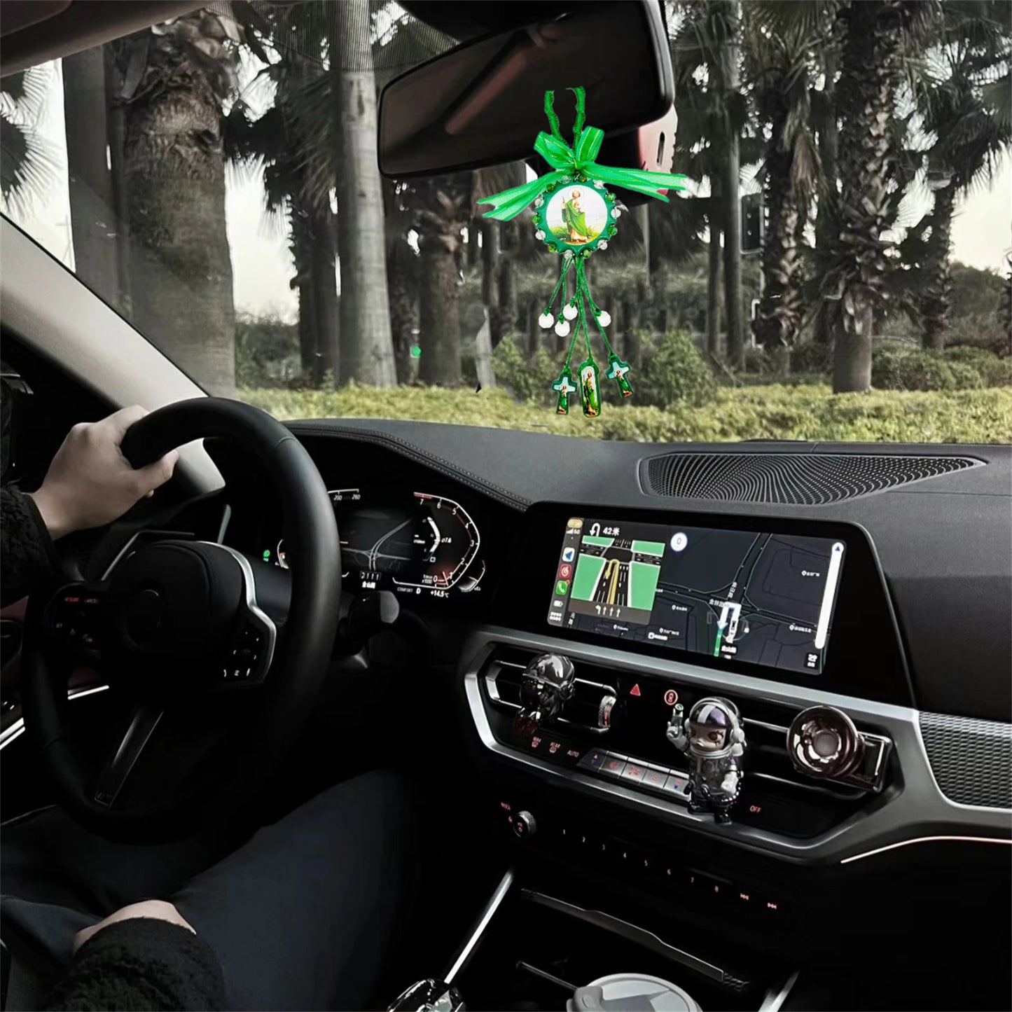 Adornos artesanales colgantes para puertas y decoración de casa (San Judas Tadeo y Virgen de Guadalupe)