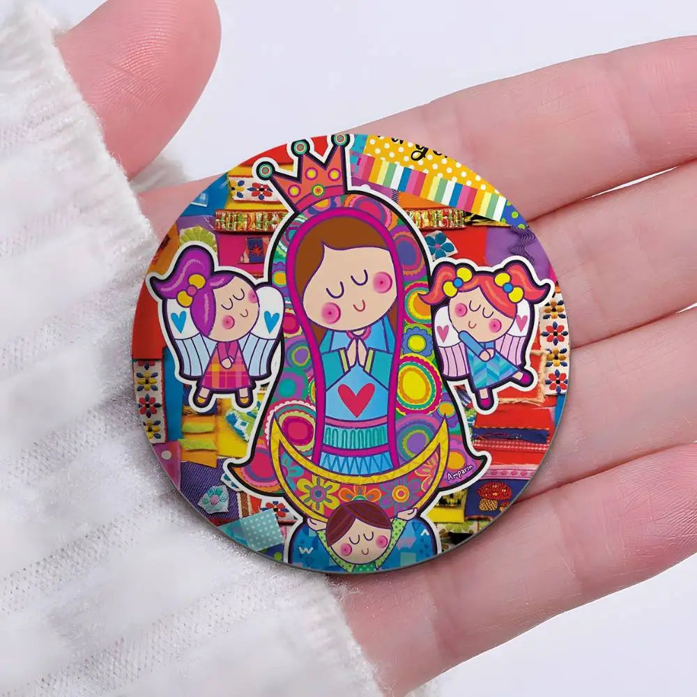 Broches redondos para niños (La Virgencita)